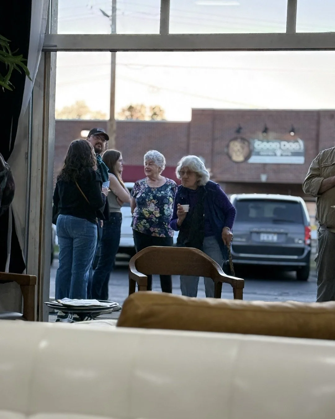 A huge thank you to everyone who joined us last night for the Studio Grand Opening celebration! 🎉 

The energy was incredible! Seeing so many friends, clients, and new faces fill the new space truly made our hearts happy. It was the perfect way to k