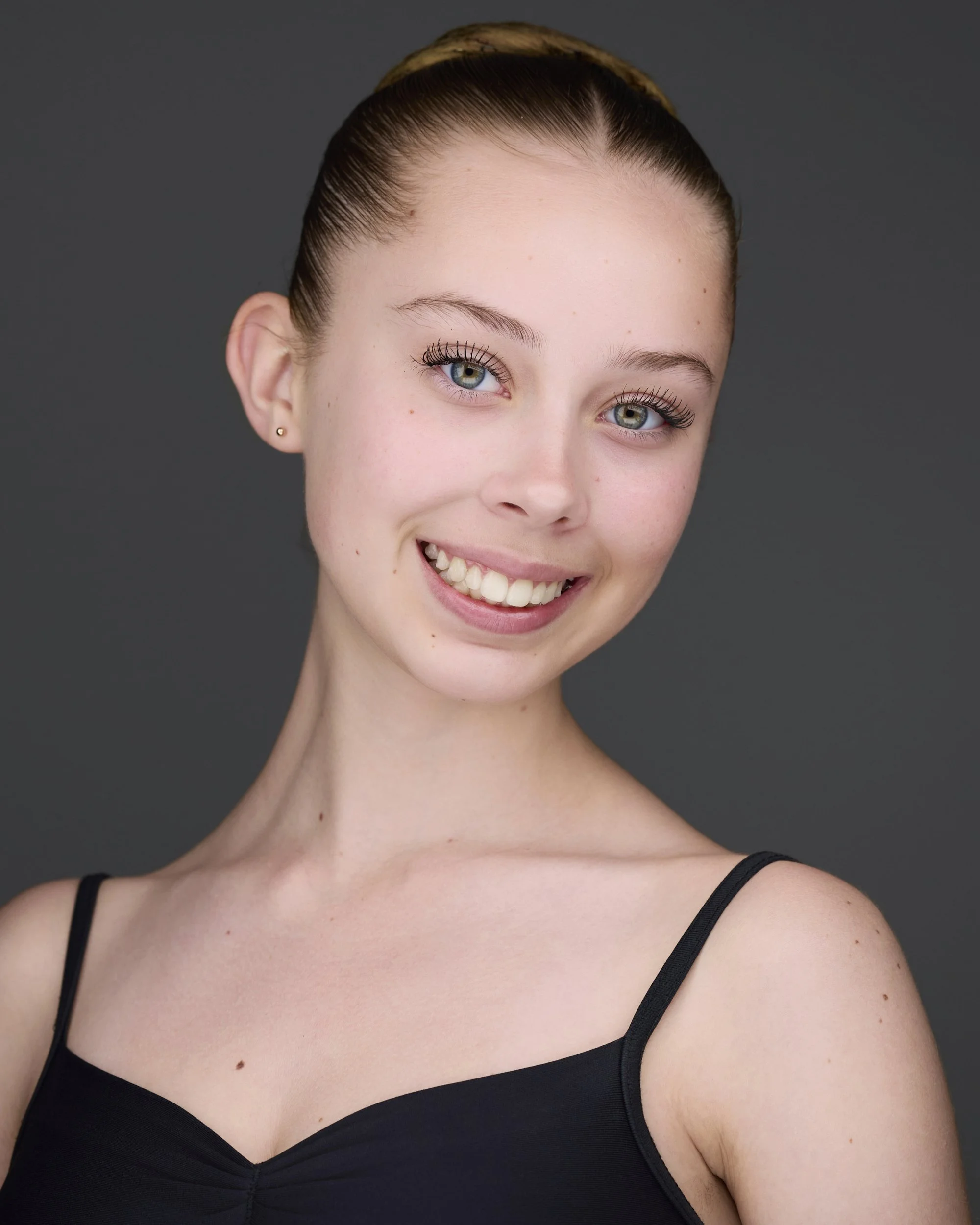 Moonbug-Photography-dancer audition headshot student.jpg