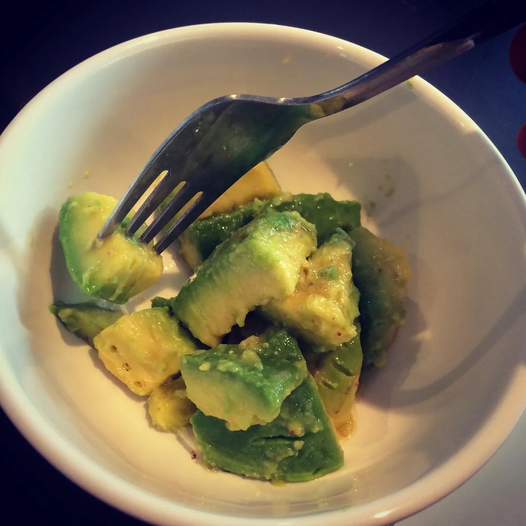 Ghanaian delicacies - Episode 1

Avocados are so good and so healthy. I have some every morning with a splash of lemon juice, a drizzle of olive oil and a sprinkle of salt. (2nd pic is from @maxlugavere)

#avocado #geniusfoods #wholefood #ghana