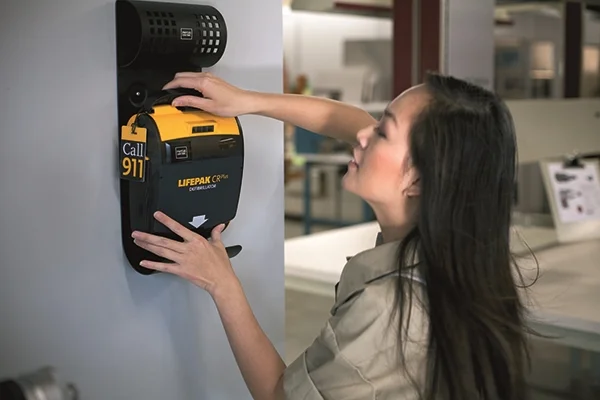 AED Maintenance Audits: Self-Inspections vs. Digital Tracking Services