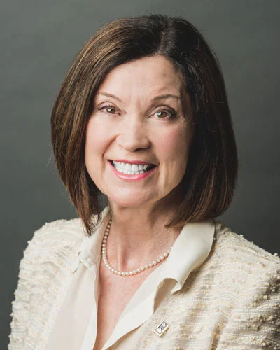 lynne-block-headshot.jpg