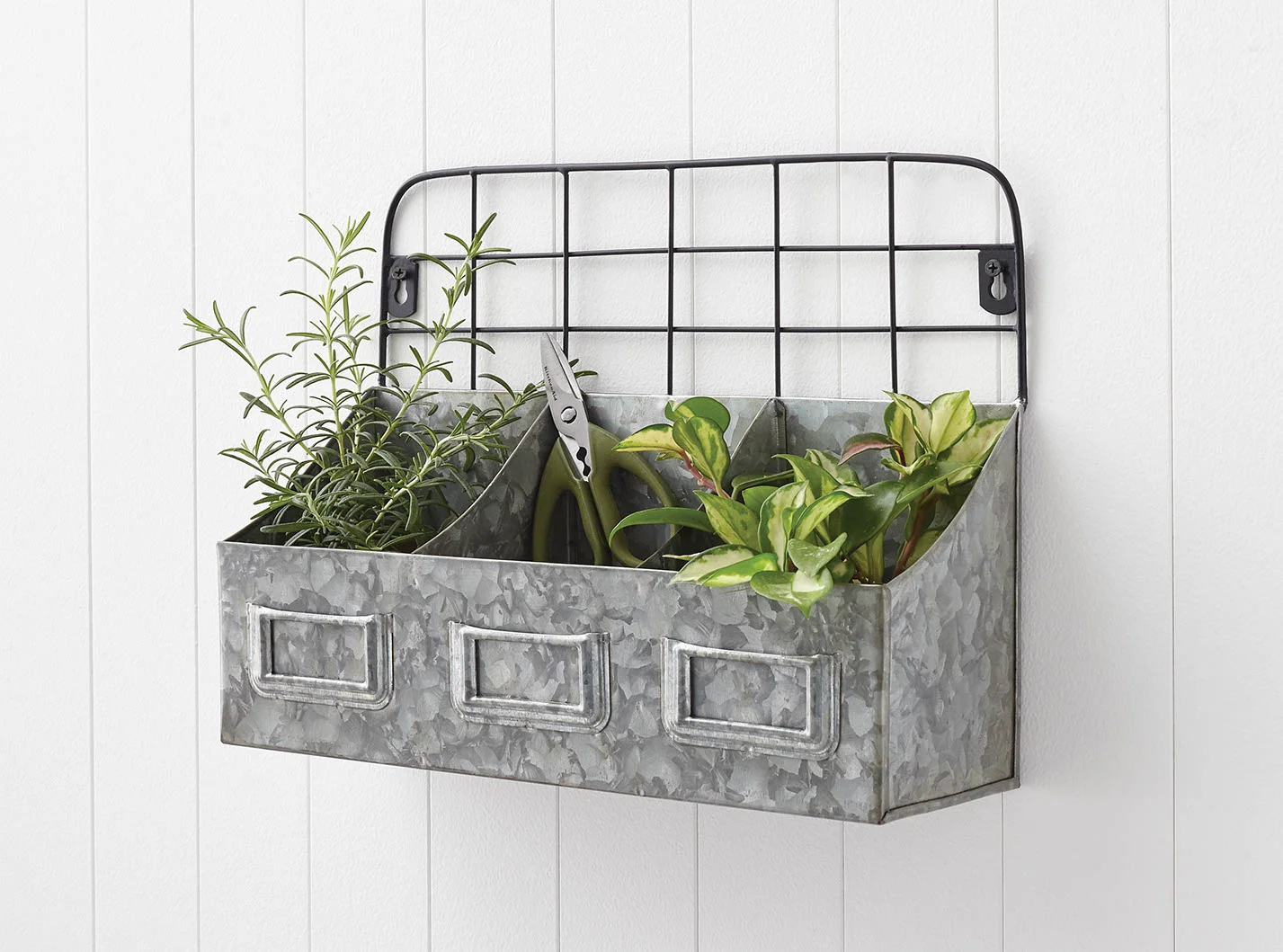 galvanized basket.jpg