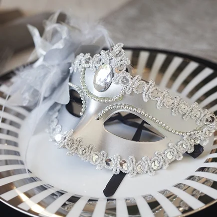 TableSetting-MidnightMasquerade.jpg