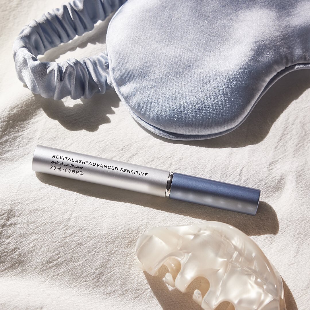 Sensitive Eyes? They&rsquo;ve now got you covered 🙌🏼💙

RevitaLash Advanced Sensitive, the first lash serum made specifically for sensitive eyes. 

Powered by encapsulated time- released technology that&rsquo;s designed to be gentle, this lash enha