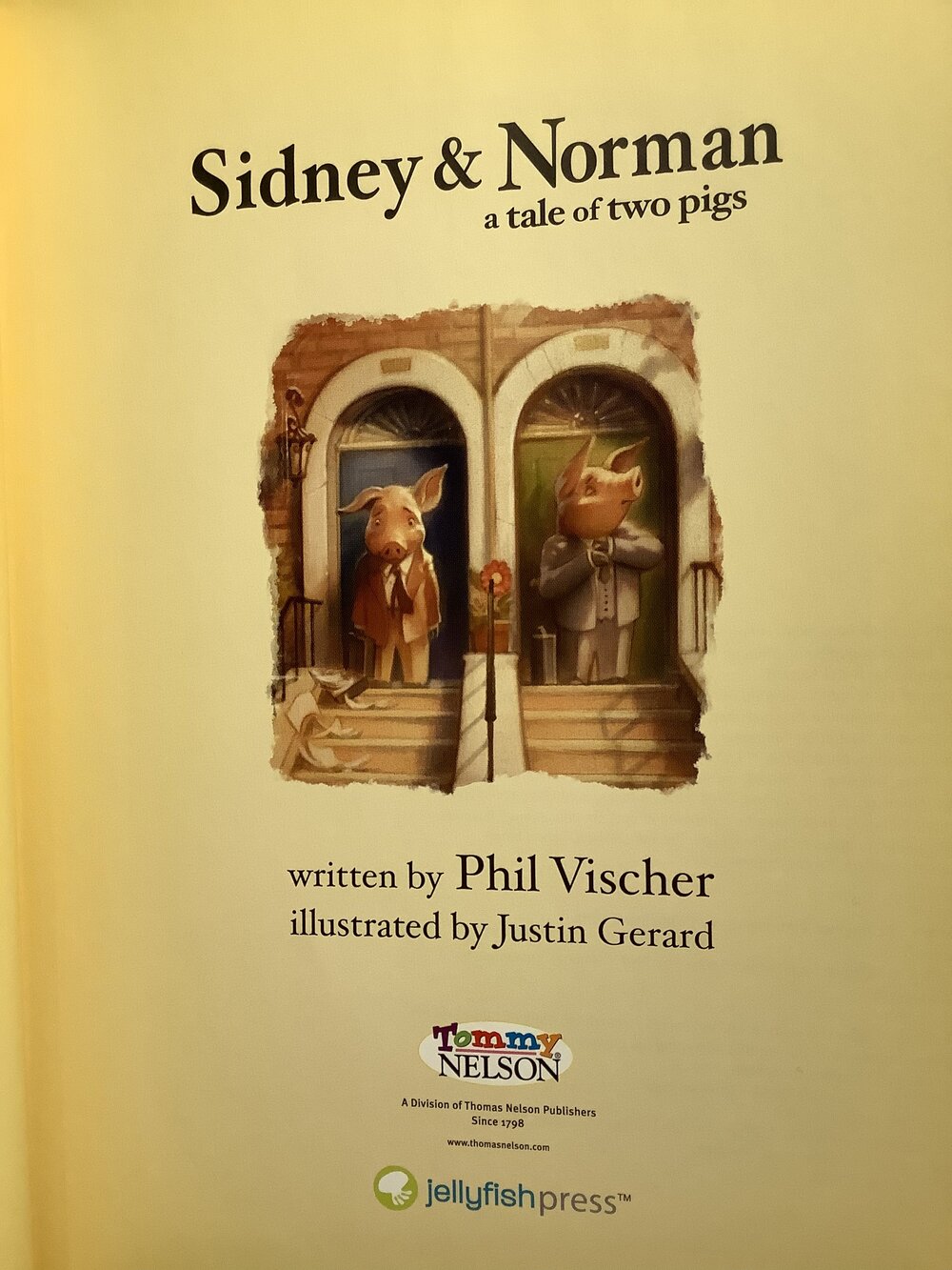 —　Books　Give　to　Norman:　to　A　Sidney　Tale　Two　Books　and　Love®　of　Pigs
