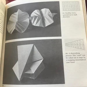 Paper Constructions: Two-and Three-Dimensional Forms for Artists