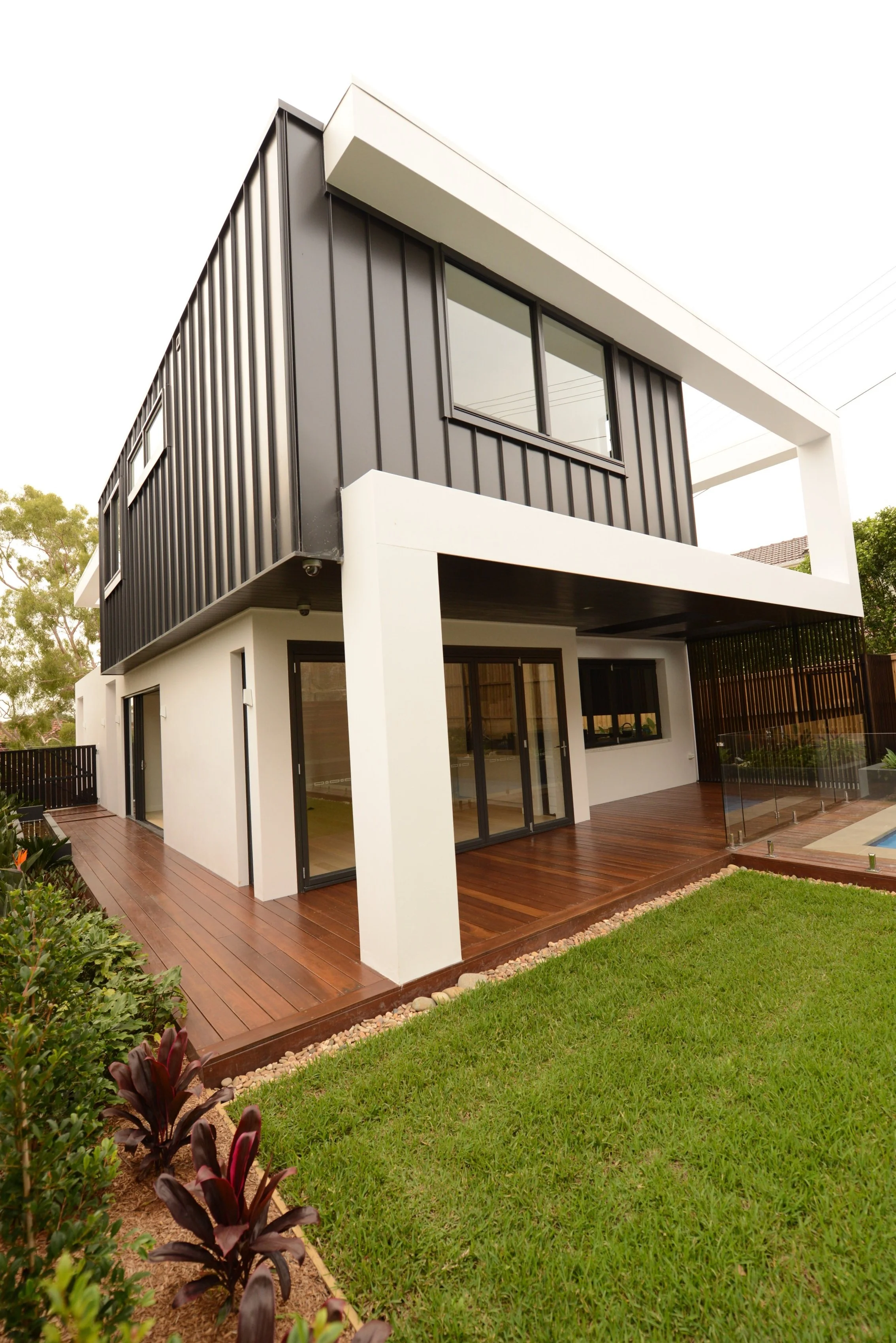 standing seam wall cladding