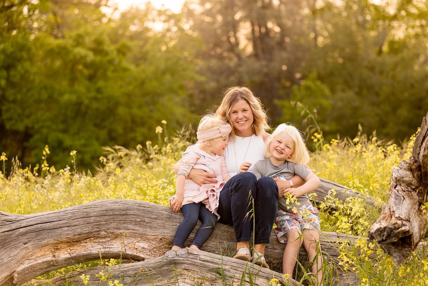 I had so much photographing so many sweet (and silly!) families on Sunday for the fundraiser for Redding cooperative preschool!