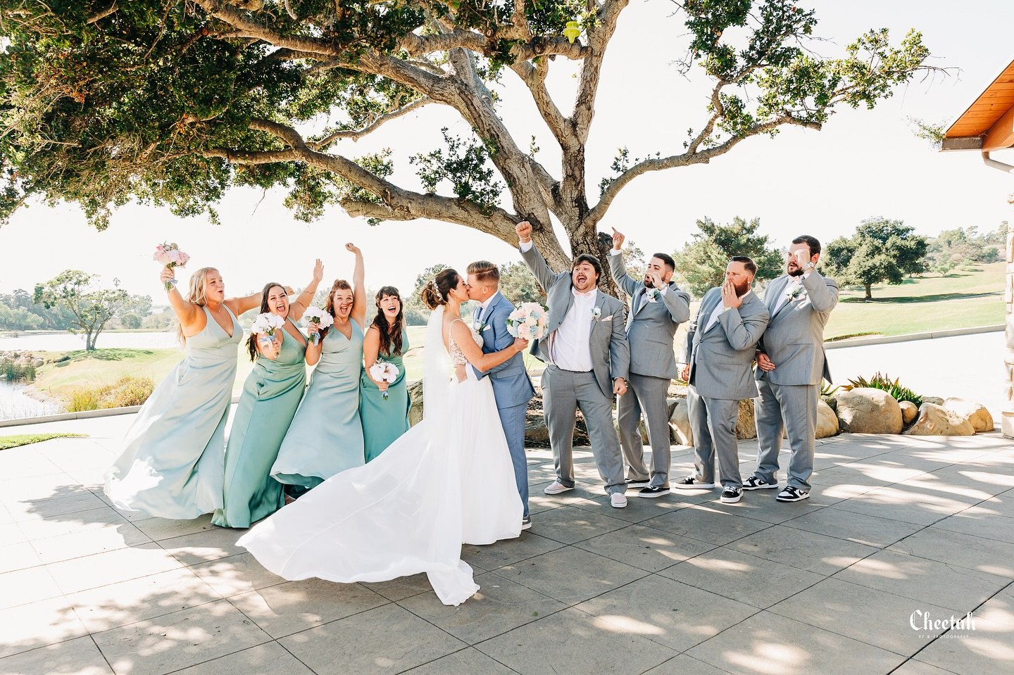 Fun shot with the Wedding Party🖤
#cheetahdjphotography
#salemmaweddingphotographer 
#salemmaweddingdj
#massachusettsweddingphotographer 
#massachusettsweddingdj 
#salemma
#salemmassachusetts 
#weloveweddings