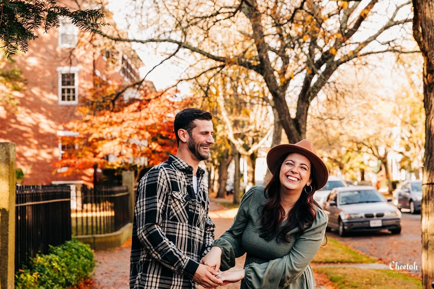 The Cutest Fall Engagement Session🖤🍁
#cheetahdjphotography
#salemmaweddingphotographer 
#salemmaweddingdj
#massachusettsweddingphotographer 
#massachusettsweddingdj 
#salemma
#salemmassachusetts 
#weloveweddings
#salemmass 
#witchcity