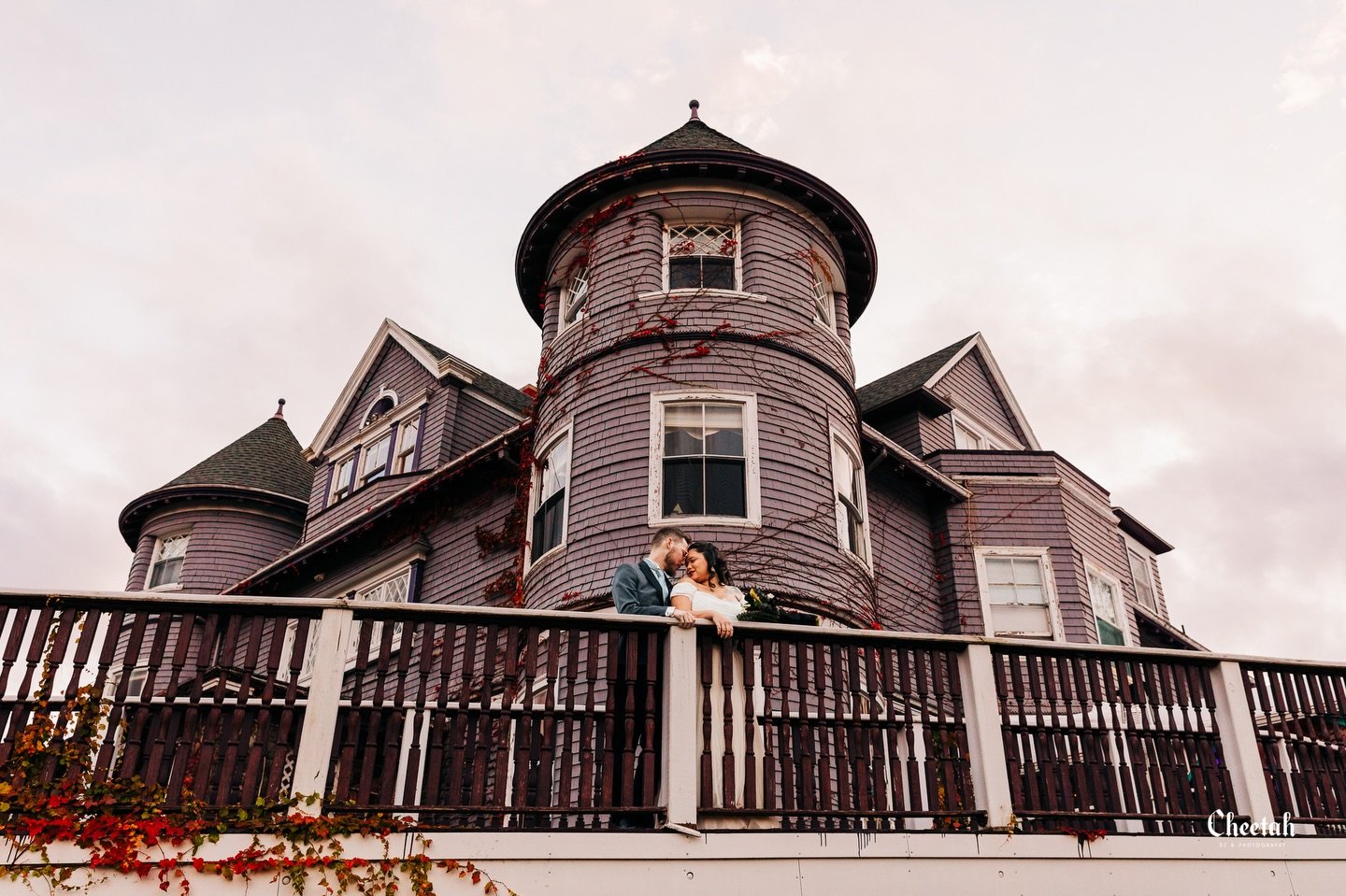 Just finished working on this Beautiful Halloween Wedding🖤
#cheetahdjphotography
#salemmaweddingphotographer 
#salemmaweddingdj
#massachusettsweddingphotographer 
#massachusettsweddingdj 
#salemma
#salemmassachusetts 
#weloveweddings
#salemmass 
#wi