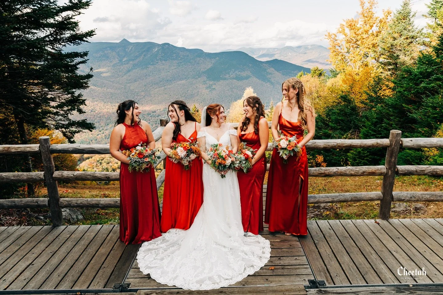 Bridesmaids🖤
#cheetahdjphotography
#salemmaweddingphotographer 
#salemmaweddingdj
#massachusettsweddingphotographer 
#massachusettsweddingdj 
#salemma
#salemmassachusetts 
#weloveweddings