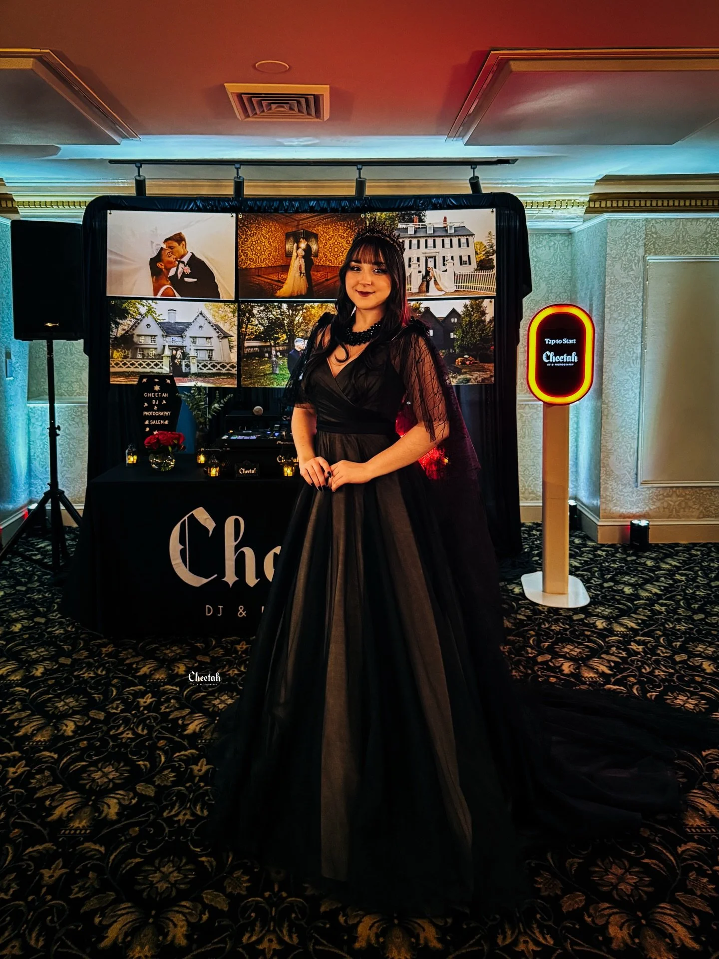 The Perfect Dark Bride visited our Booth at The Hawthorne Hotel Wedding Open House🖤

#cheetahdjphotography
#salemmaweddingphotographer 
#salemmaweddingdj
#salemma
#salemmassachusetts