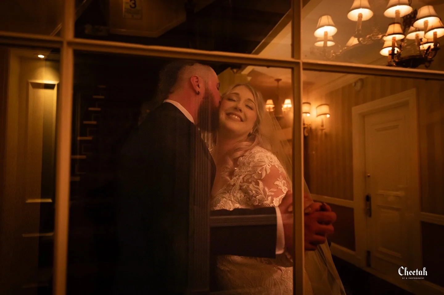 Hauntingly Beautiful🖤

#cheetahdjphotography
#salemmaweddingphotographer 
#salemmaweddingdj
#massachusettsweddingphotographer 
#massachusettsweddingdj