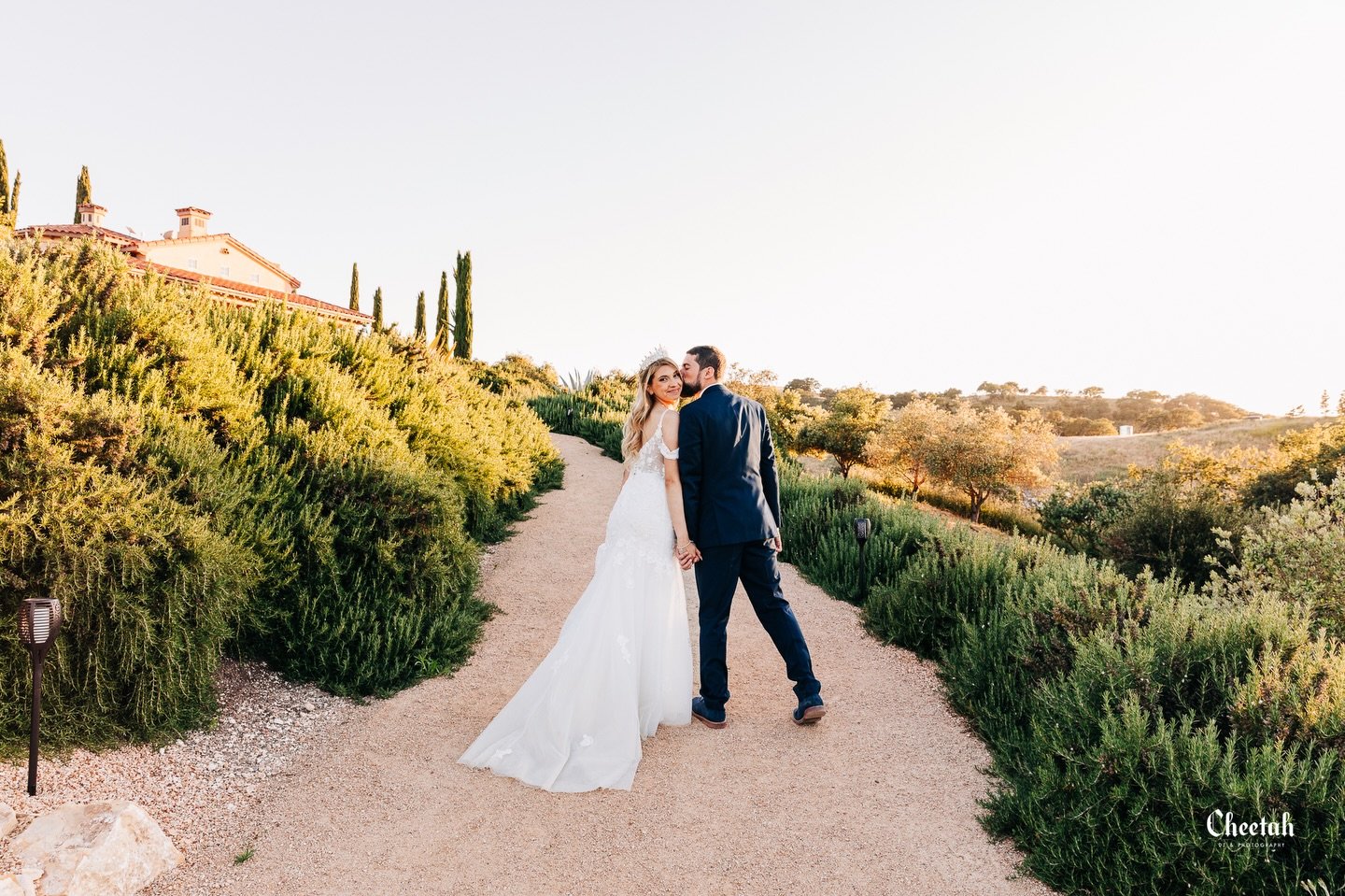 🖤

#cheetahdjphotography
#salemmaweddingphotographer 
#salemmaweddingdj
#massachusettsweddingphotographer 
#massachusettsweddingdj