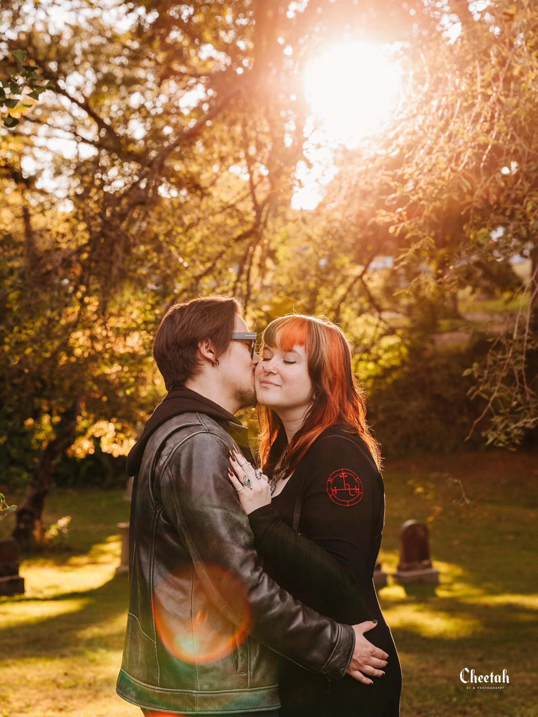 Golden hour, graveyard kisses, forever energy🖤
#Cheetahdjphotography #GoldenHour #SalemMA #GothicRomance #PhotographerLife