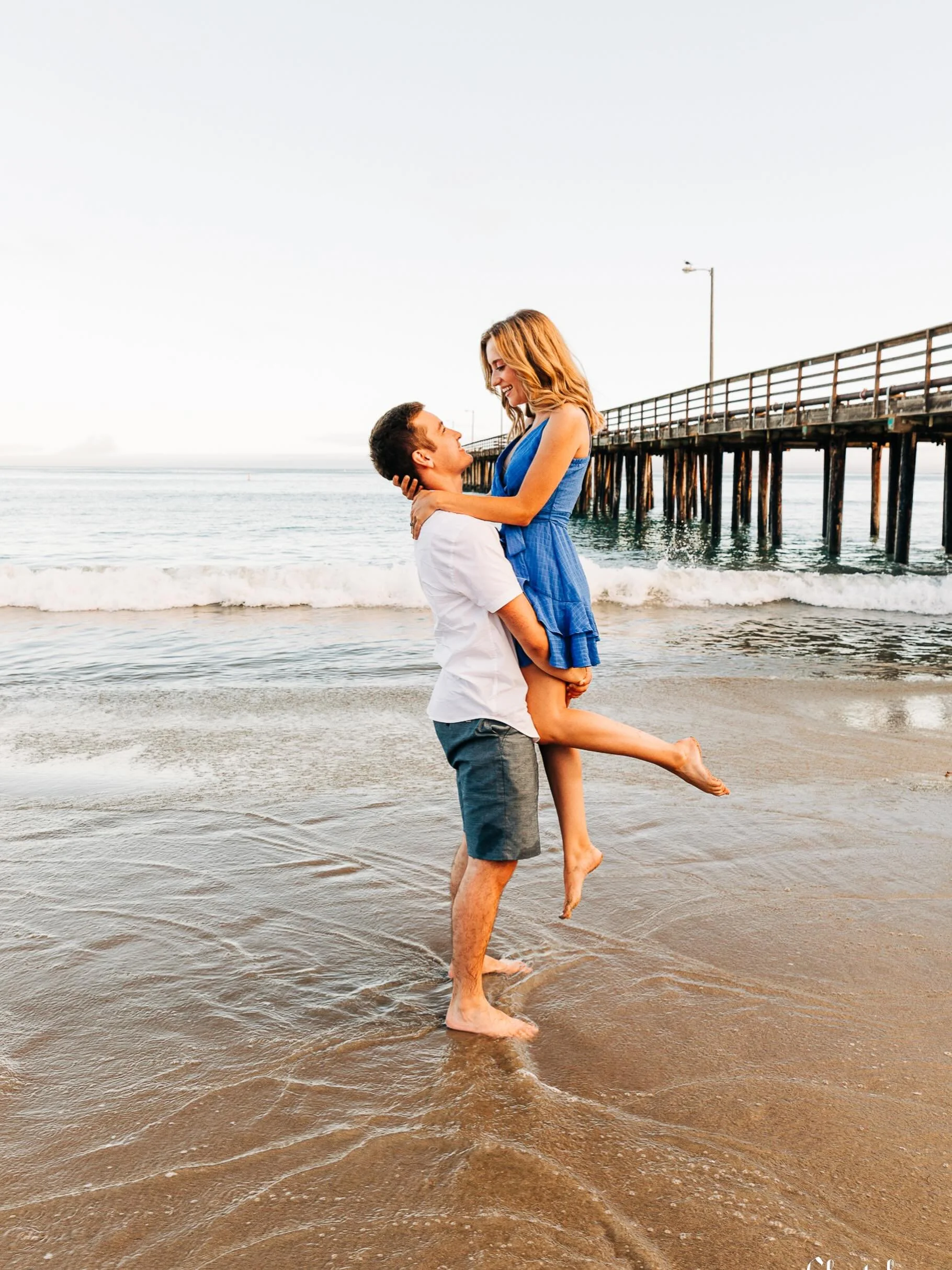 The beach gave them a backdrop, but they brought the magic🖤

#cheetahdjphotography #BeachEngagement #Engaged #CouplesPhotography #BeachPhotoshoot