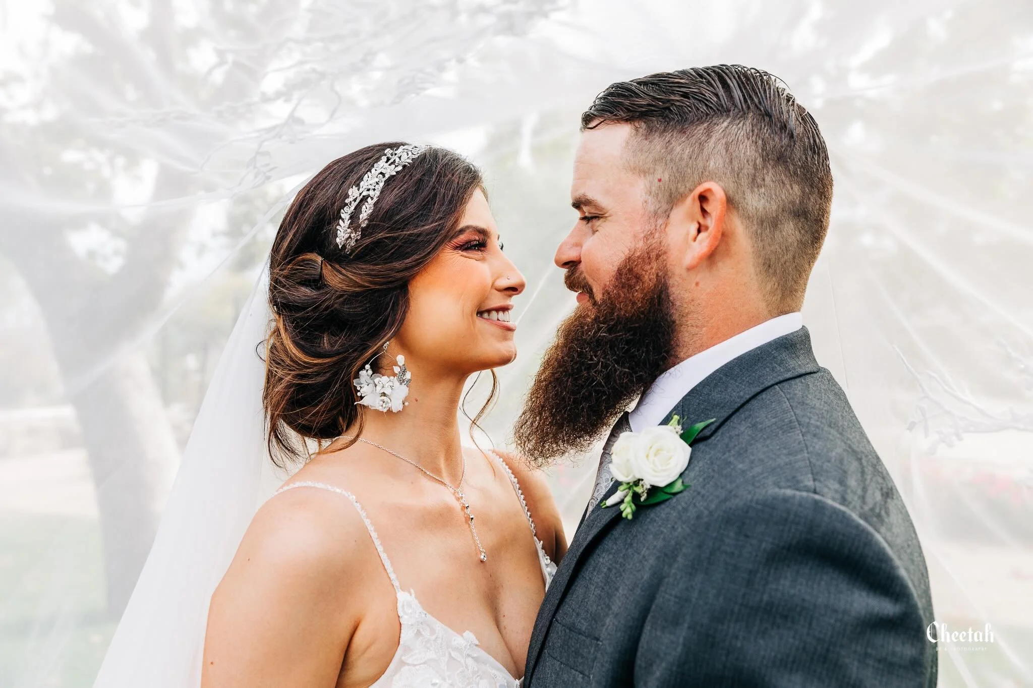 The way they look at each other says everything🖤

#CheetahDJPhotography #WeddingPhotographer #WeddingPhotography #BrideAndGroom #WeddingInspiration