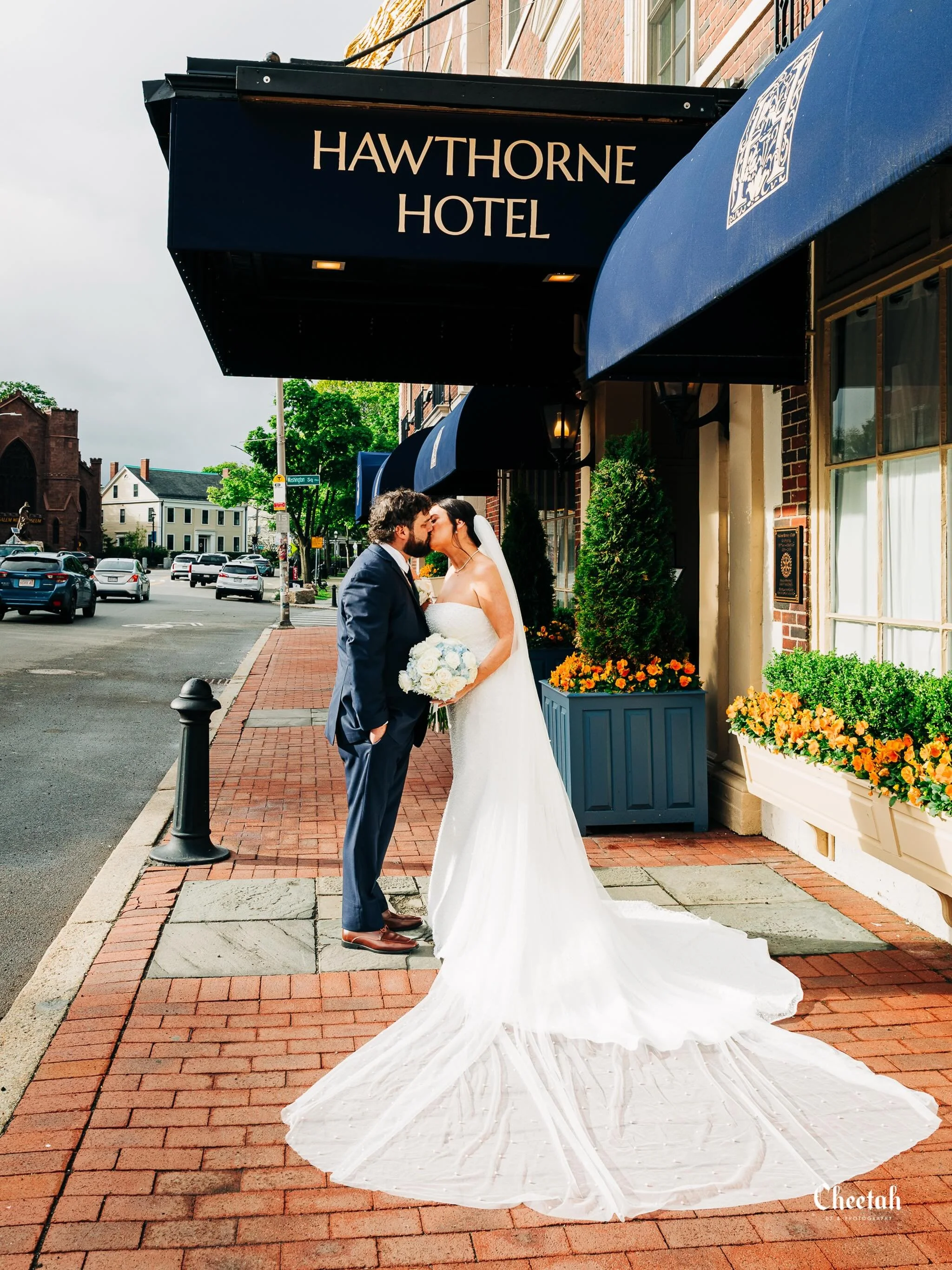 A Salem love story begins here🖤

#CheetahDJPhotography #SalemMAWedding #MassachusettsWedding #HawthorneHotelWedding #NewEnglandWedding