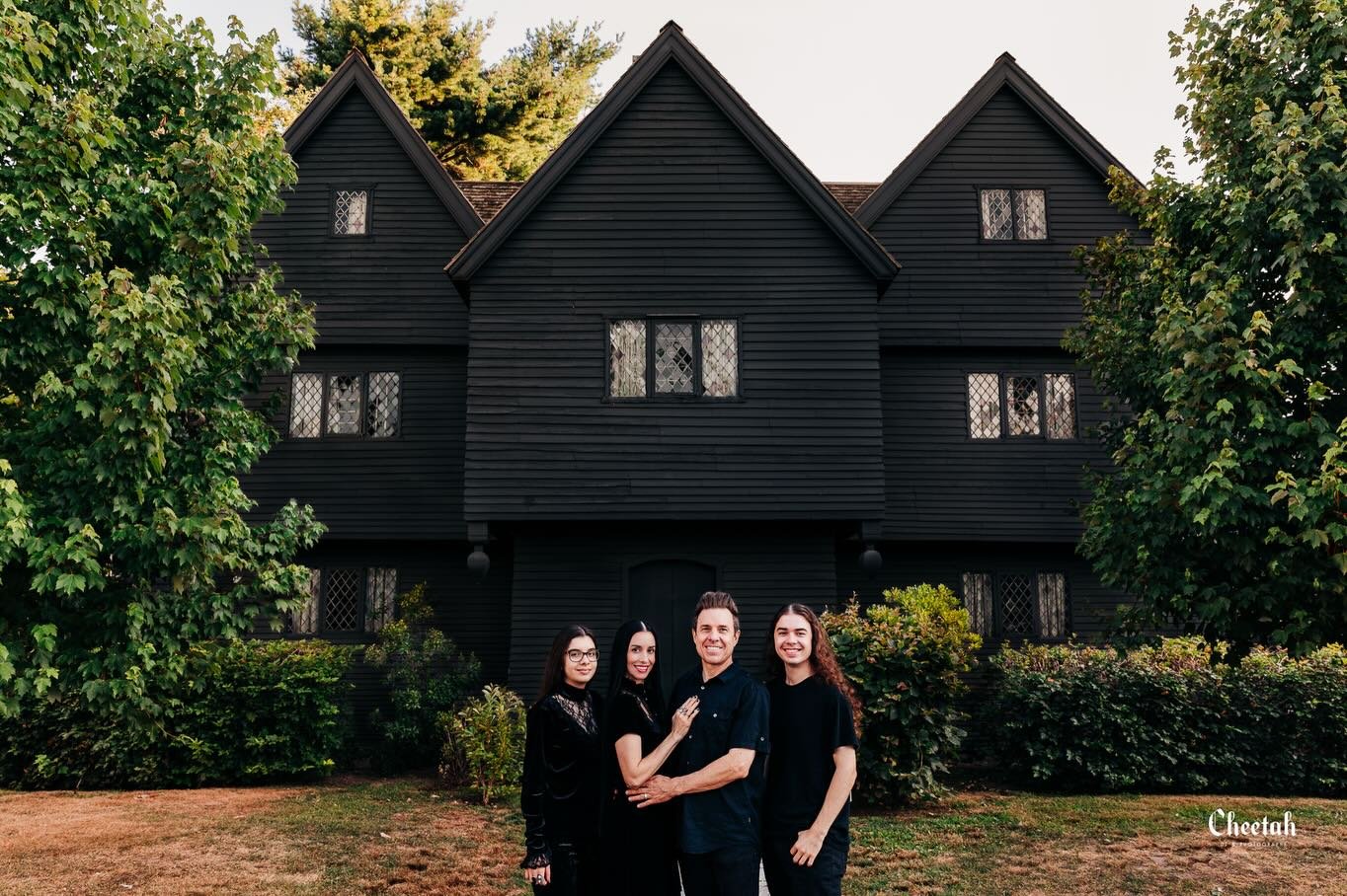 Two years in Salem. Countless walks, endless history, spooky season magic, and a place that feels a little more like home every day. 🖤

#CheetahDJPhotography #SalemMA #NewEnglandLife #FamilyPhotographer #SalemMassachusetts