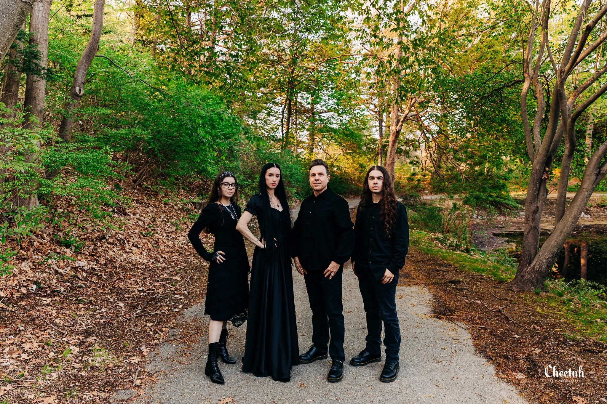 Some families wear red, white, and blue&hellip; we wear black. 🖤🇺🇸 Happy 4th of July from the Cheetah family!

#CheetahDJPhotography #Happy4thOfJuly #SalemMA  #FamilyBusiness #AllBlackEverything