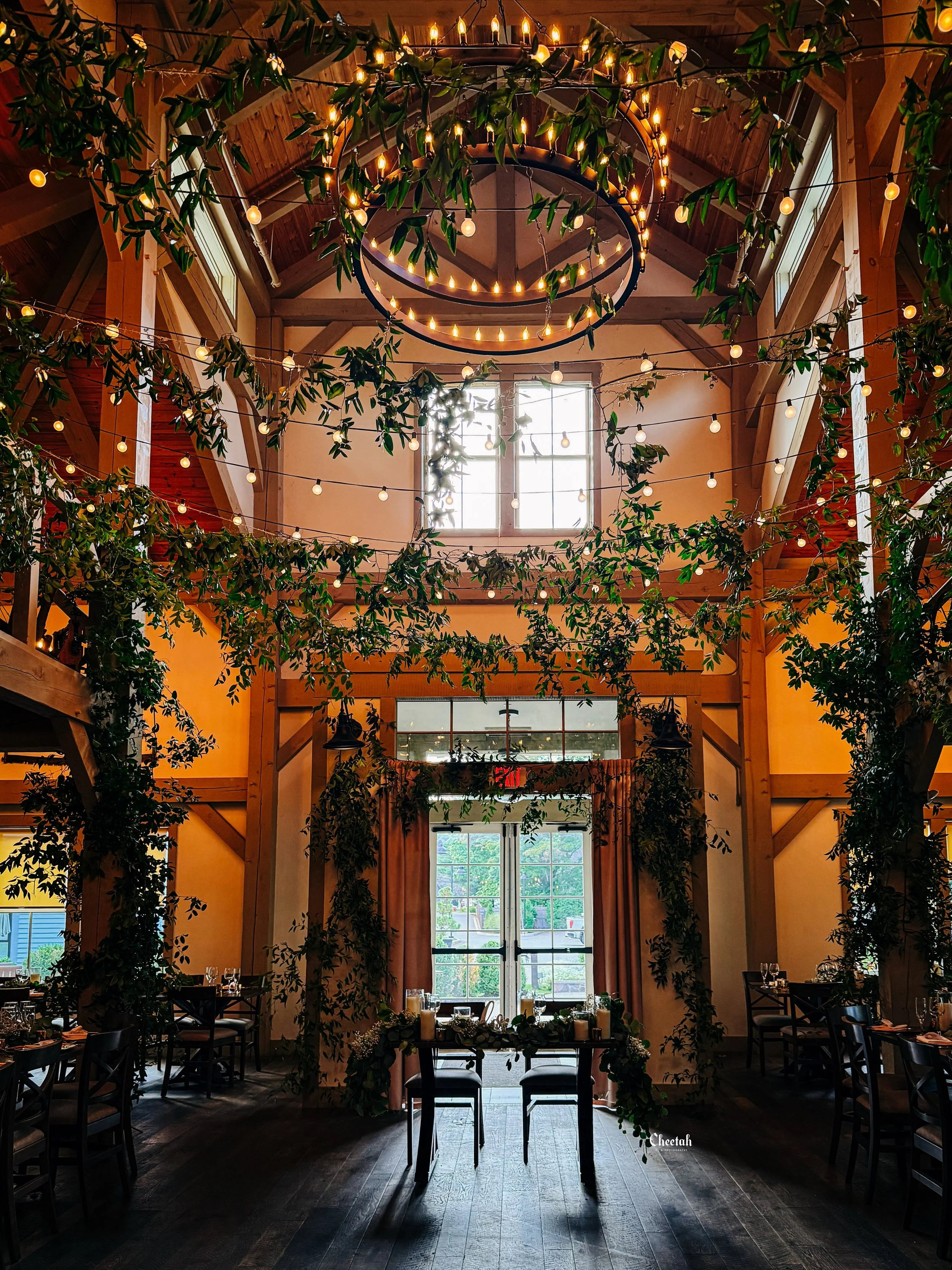 Today&rsquo;s wedding ✨
Warm light, endless greenery &amp; one seriously beautiful reception space. 🖤

#MassachusettsWeddingPhotographer #NewEnglandWeddingPhotographer #SalemMAWeddingPhotographer #WeddingInspiration #CheetahDJPhotography