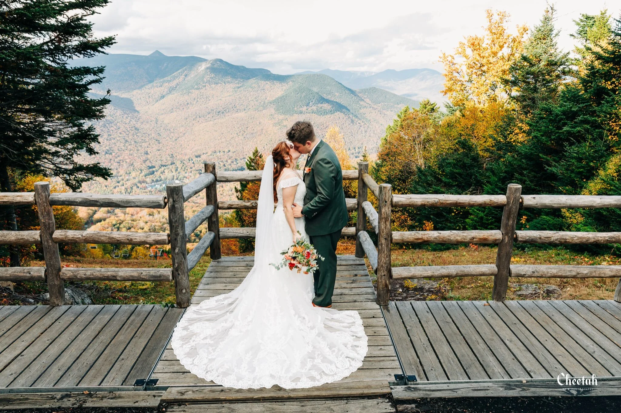 A love as breathtaking as the view. 🍂🏔️🤍

Fall in the White Mountains, a mountain backdrop, and a moment they&rsquo;ll remember forever.

#NewHampshireWeddingPhotographer #LoonMountainWedding #NewEnglandWeddingPhotographer #FallWeddingInspiration 