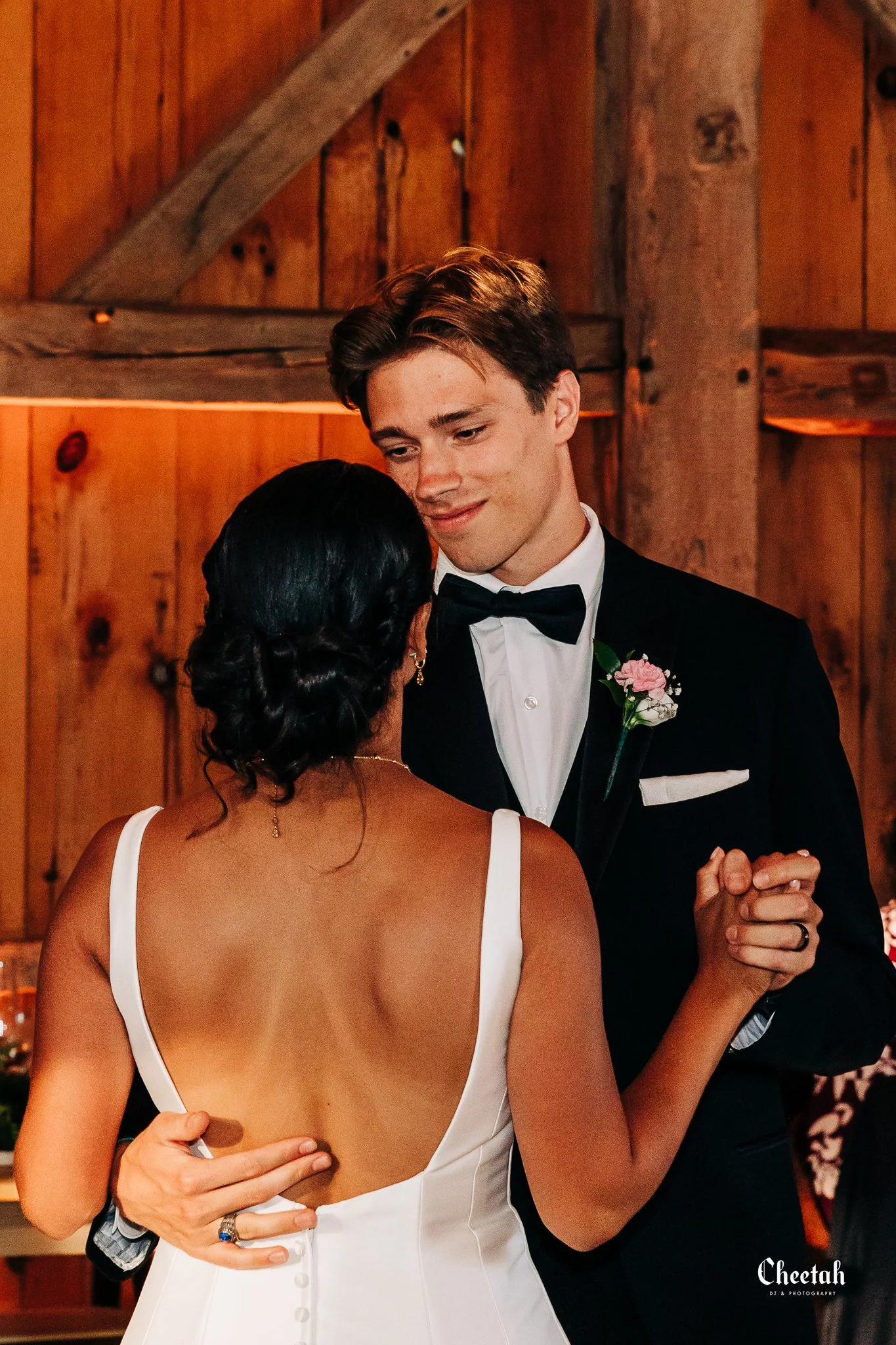 Colin & Gaby Wedding Kitz Farm New Hampshire Cheetah DJ & Photography Salem Ma2638.jpg