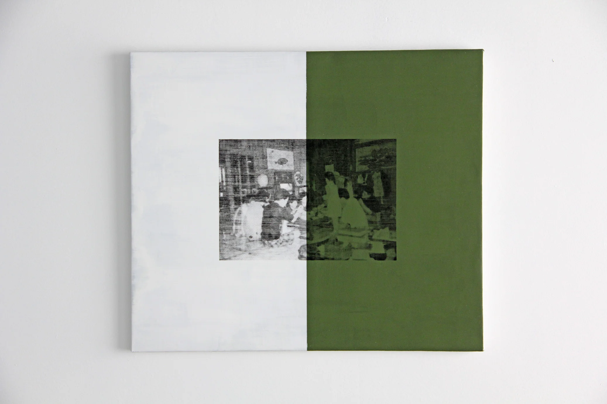 2019.ET2 Silkscreen, Flashe on canvas 45 x 53 cm