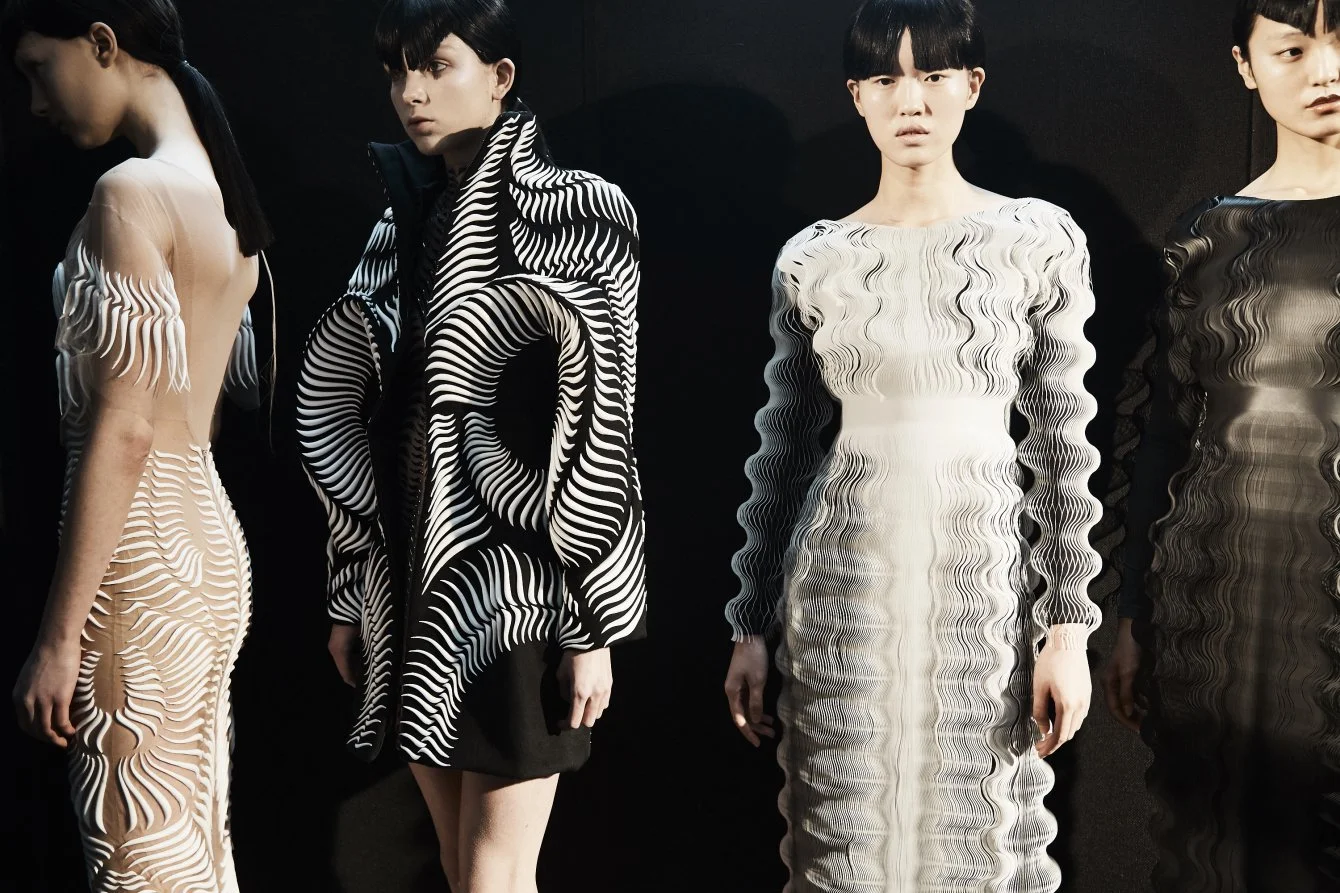 LOWE_IVH_PARIS_COUTURE2017_1126-LRG.jpg