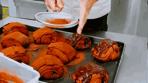 Taste Collective_making dirty bread_shanghai.gif