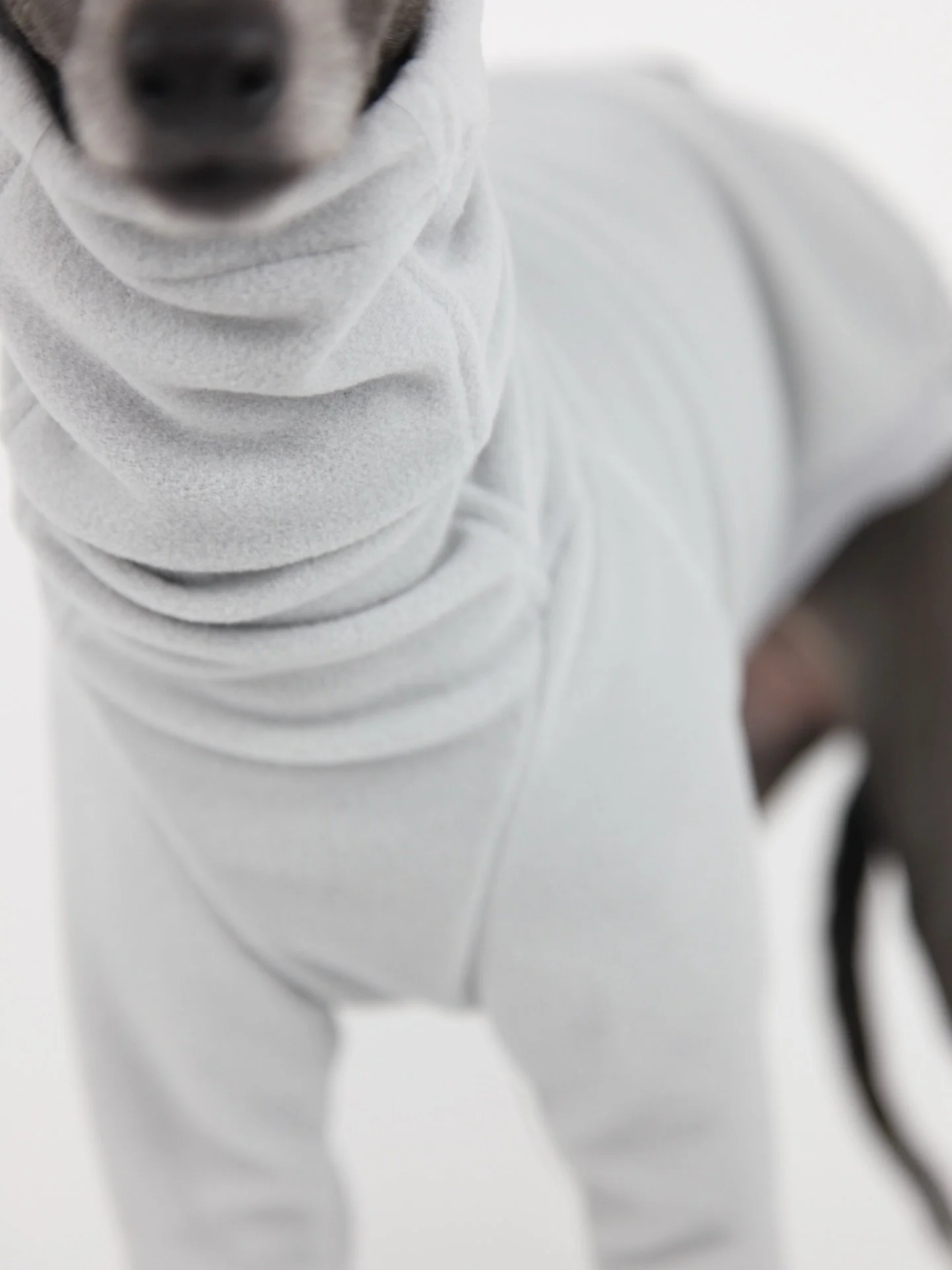 Made from super soft, lightweight Micro Fleece, these jumpers provide great insulation whilst the fabric&rsquo;s breathable properties make it perfect for active pursuits.