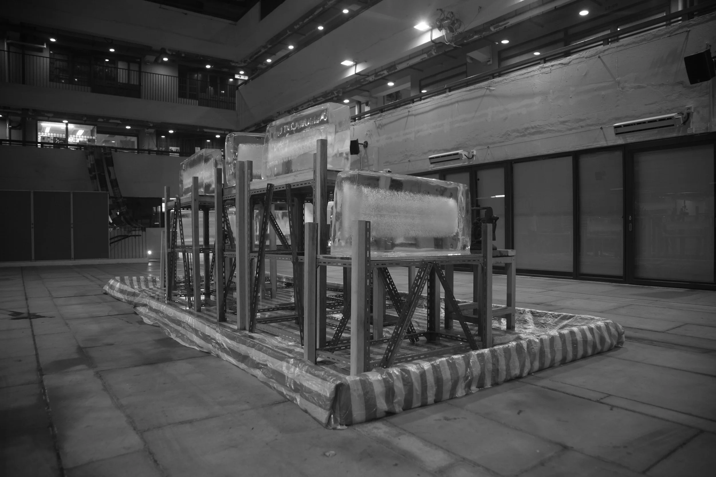 頃刻.  TRANSIENCY.