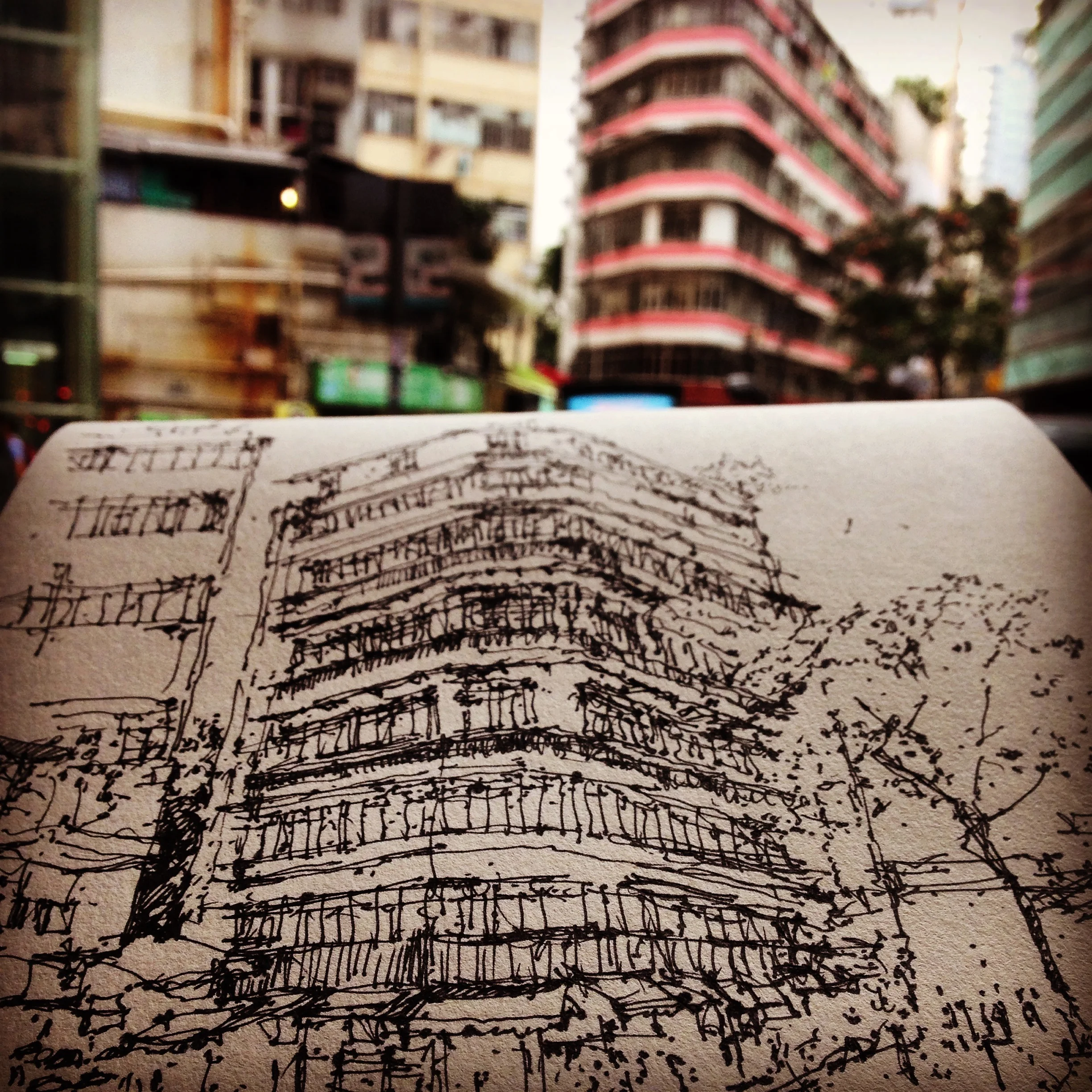 COME DRAW WITH WING - URBAN EXPLORER.