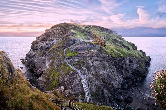 Magical skies at the birthplace of King Arthur.⠀
⠀
www.britishandirishwalks.com⠀
⠀
#walks #bestwalks #britishwalks #irishwalks #englishwalks #hiking #hikes #hike #walkingtour #walkingholiday #explore #tintagel #cornwall #visitcornwall #bestwalks