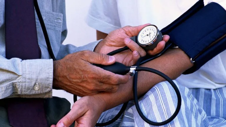 blood_pressure_measurement_2009-768x432.jpg