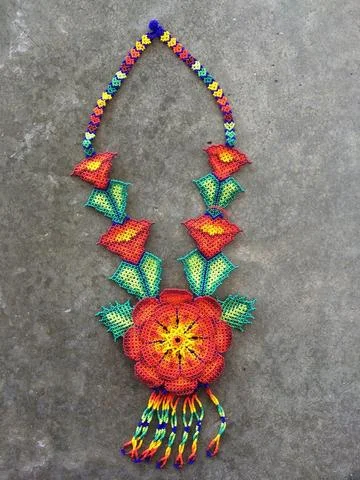 huichol_necklace_large.jpg