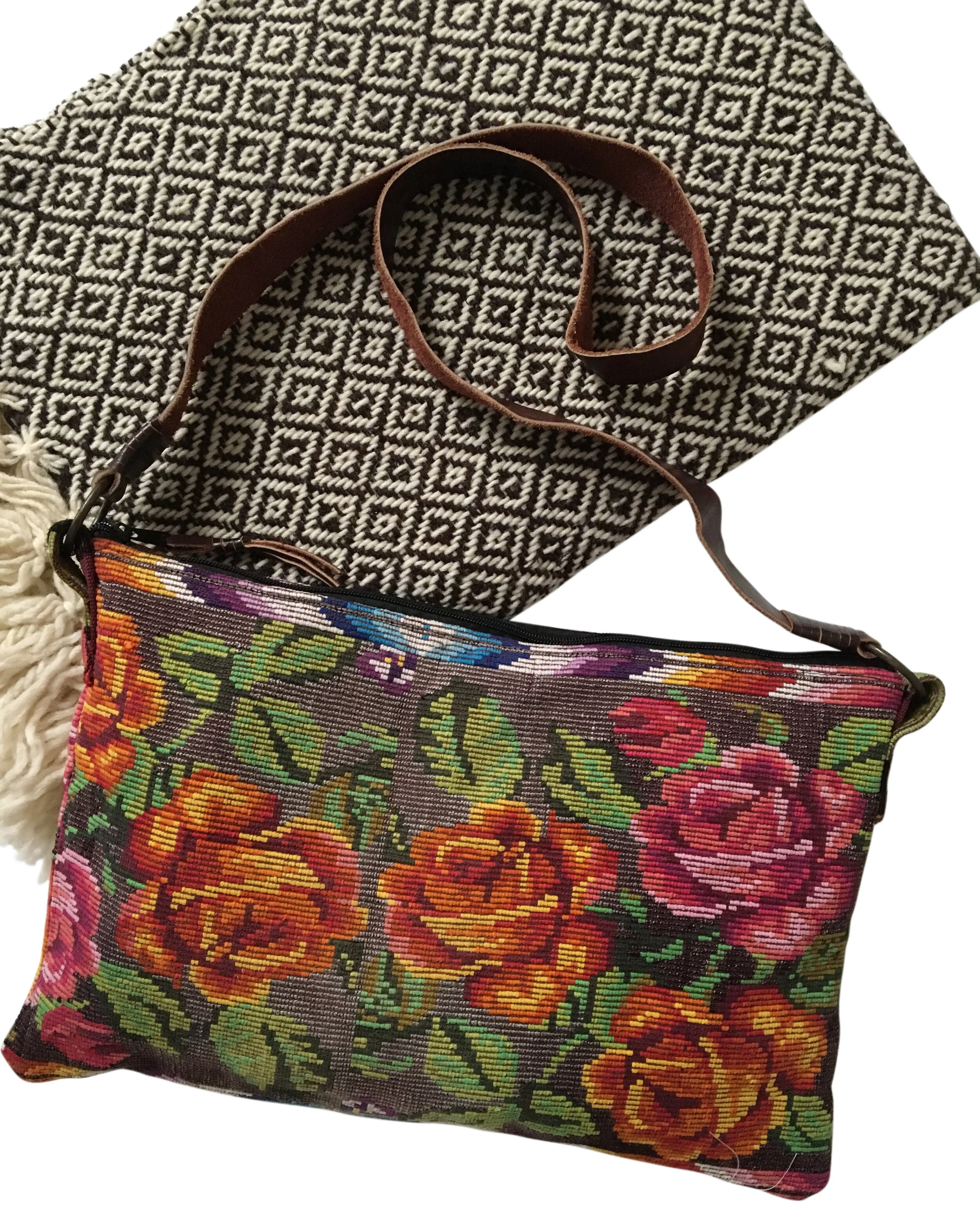 Herringboneshawl&OldRoses Oblong Bag.jpg