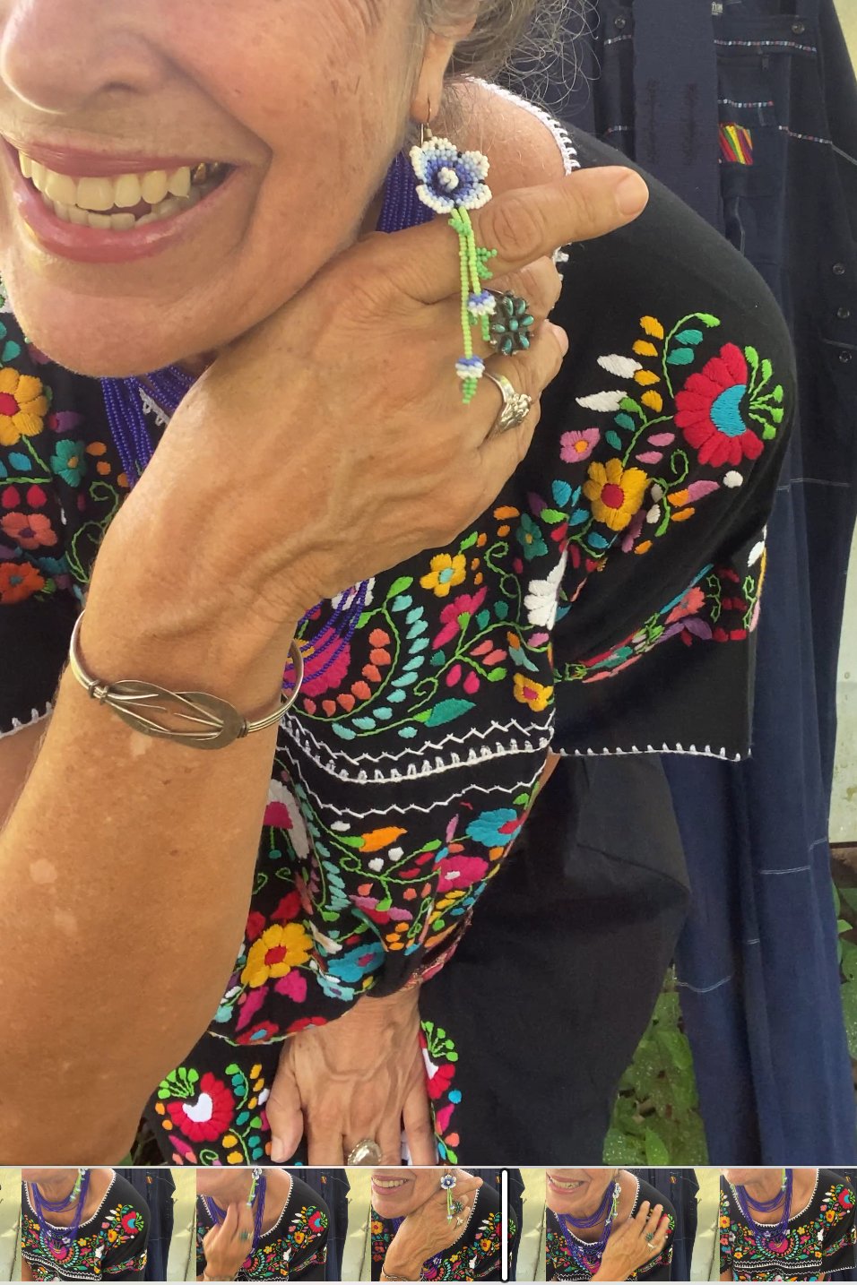floral huichol earring .jpeg