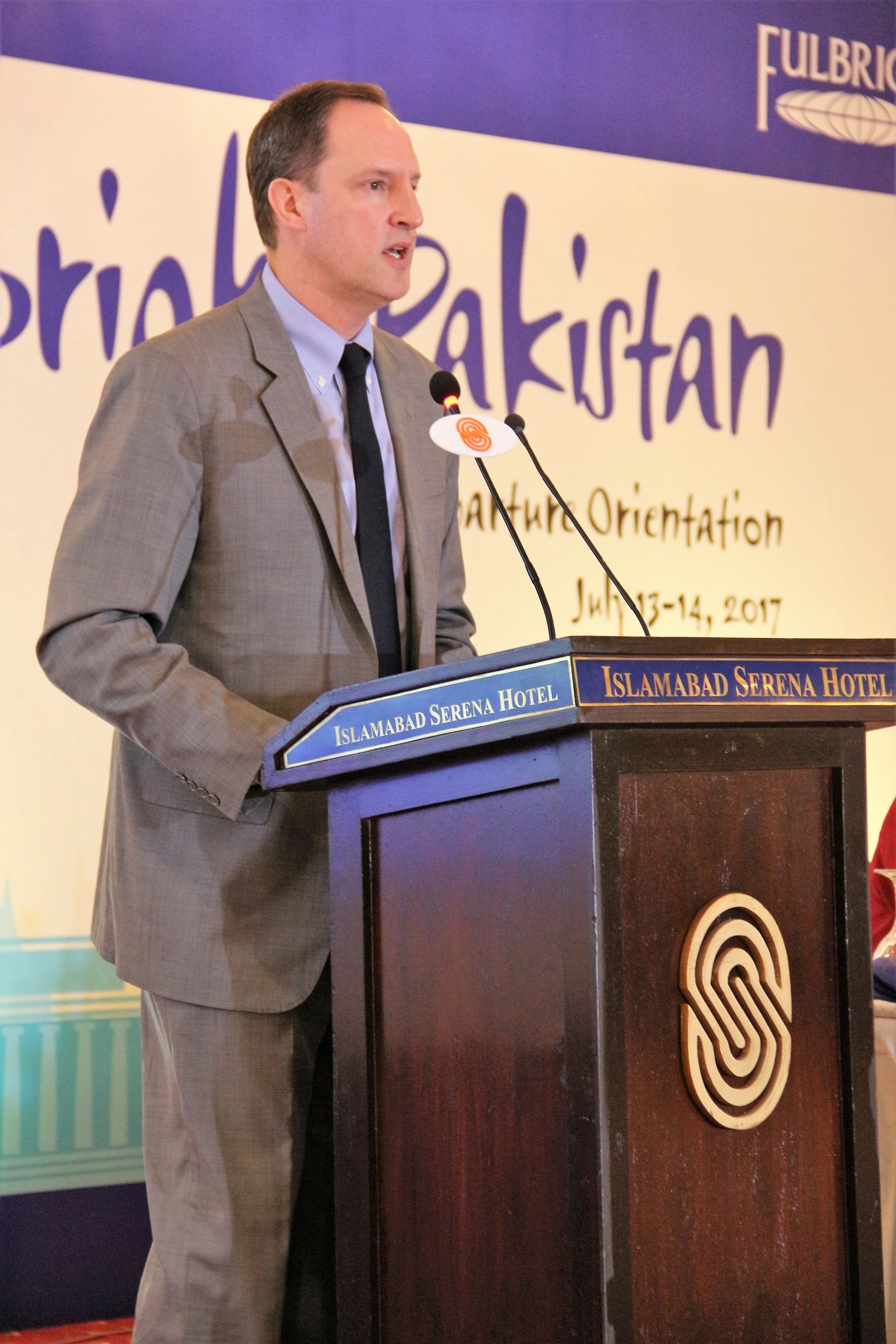 U.S. Embassy Chargé d’Affaires Jonathan Pratt congratulated Pakistani students and scholars on receiving the prestigious Fulbright scholarship.