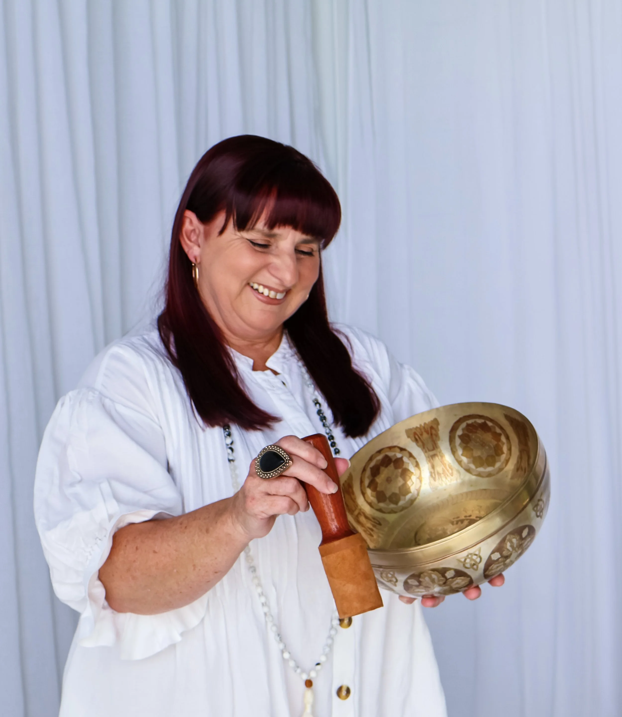 Artemis Woman: Healing, Sisterhood &amp; the Sanctuary Within with Lyndell Farmer