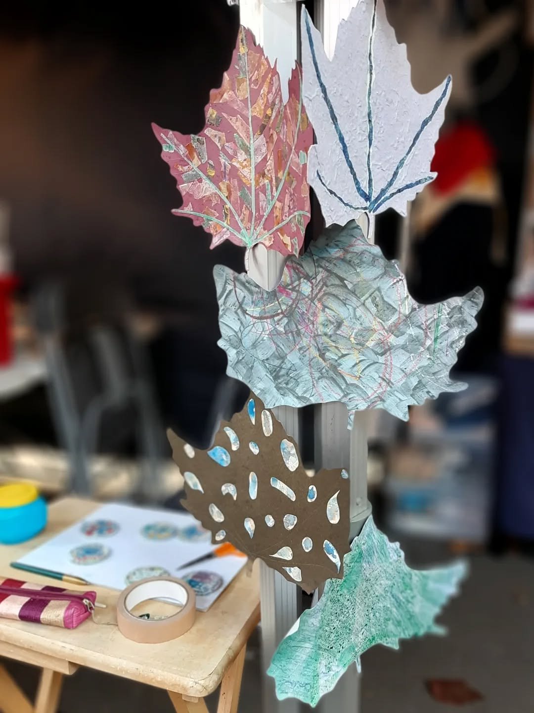 I'm on a cold and windy #ParliamentStreet in #York  being bombarded by HUGE 🍁🍁🍁
#LondonPlane #Leaves and inspired to collage some of my own. 
A4 paper is not big enough for a life-size leaf! 
Thankfully I have my @patternweights with me to stop pa