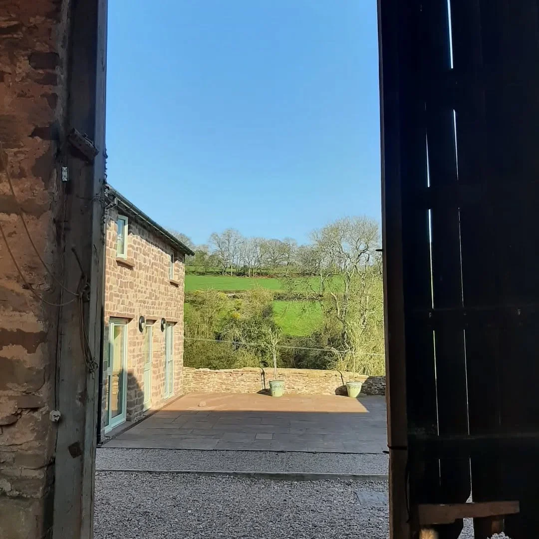 It's not quite this sunny right now externally but definitely internally as here at the @beingpeaceuk Being Peace Practice Centre is where I'll be for the next few days on a silent retreat led by Plum Village monastics! 😌 🤫 🤗
In very good company 