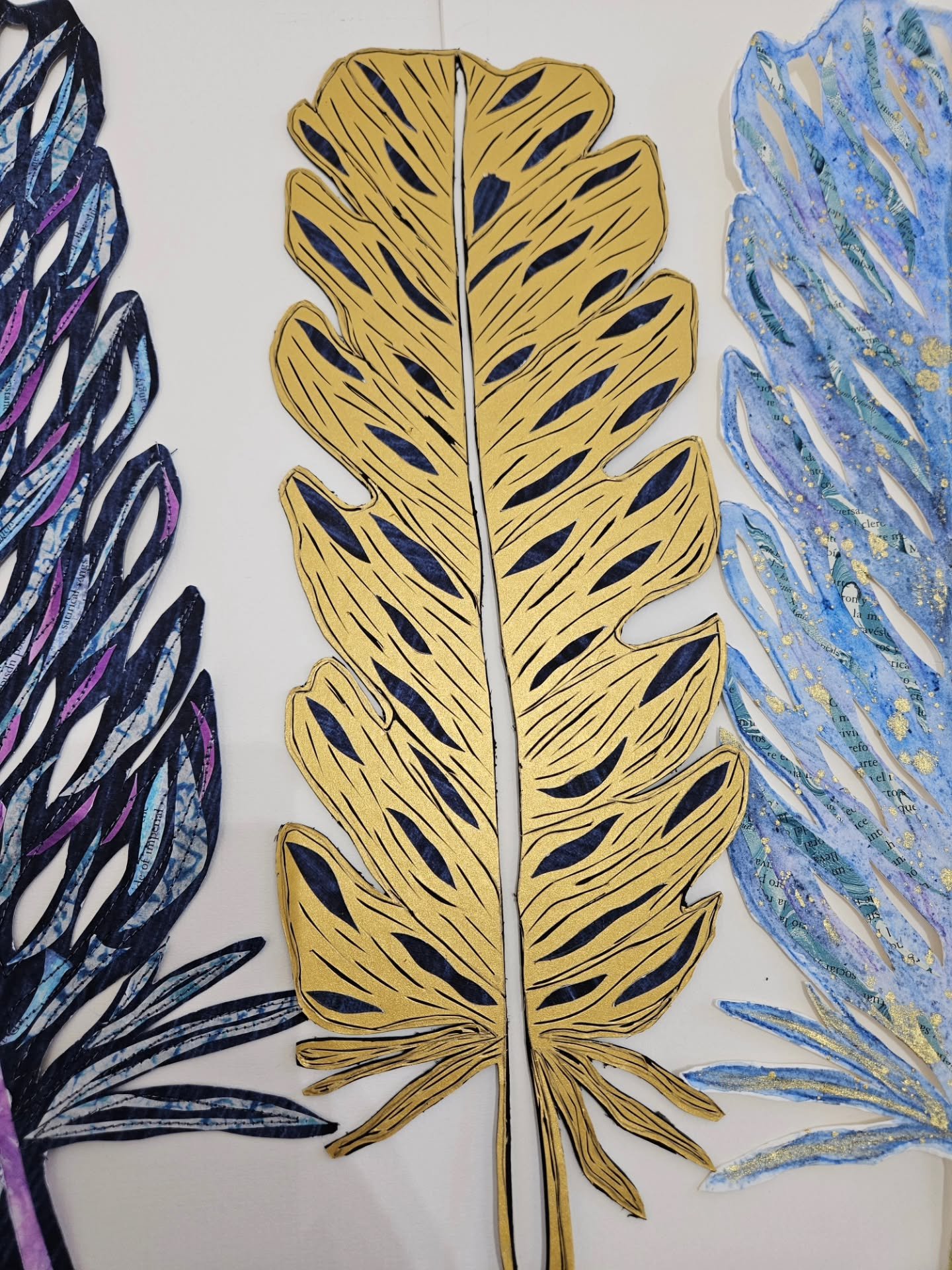 Ooh! Feathery loveliness for the new #Birds exhibition! Come and check out these giant feathers plus lots of gorgeous birds at our exhibition launch tomorrow Sat 3rd Oct 4-6pm. #WetherbyGallery 
I'll be getting prints made of these and the originals 