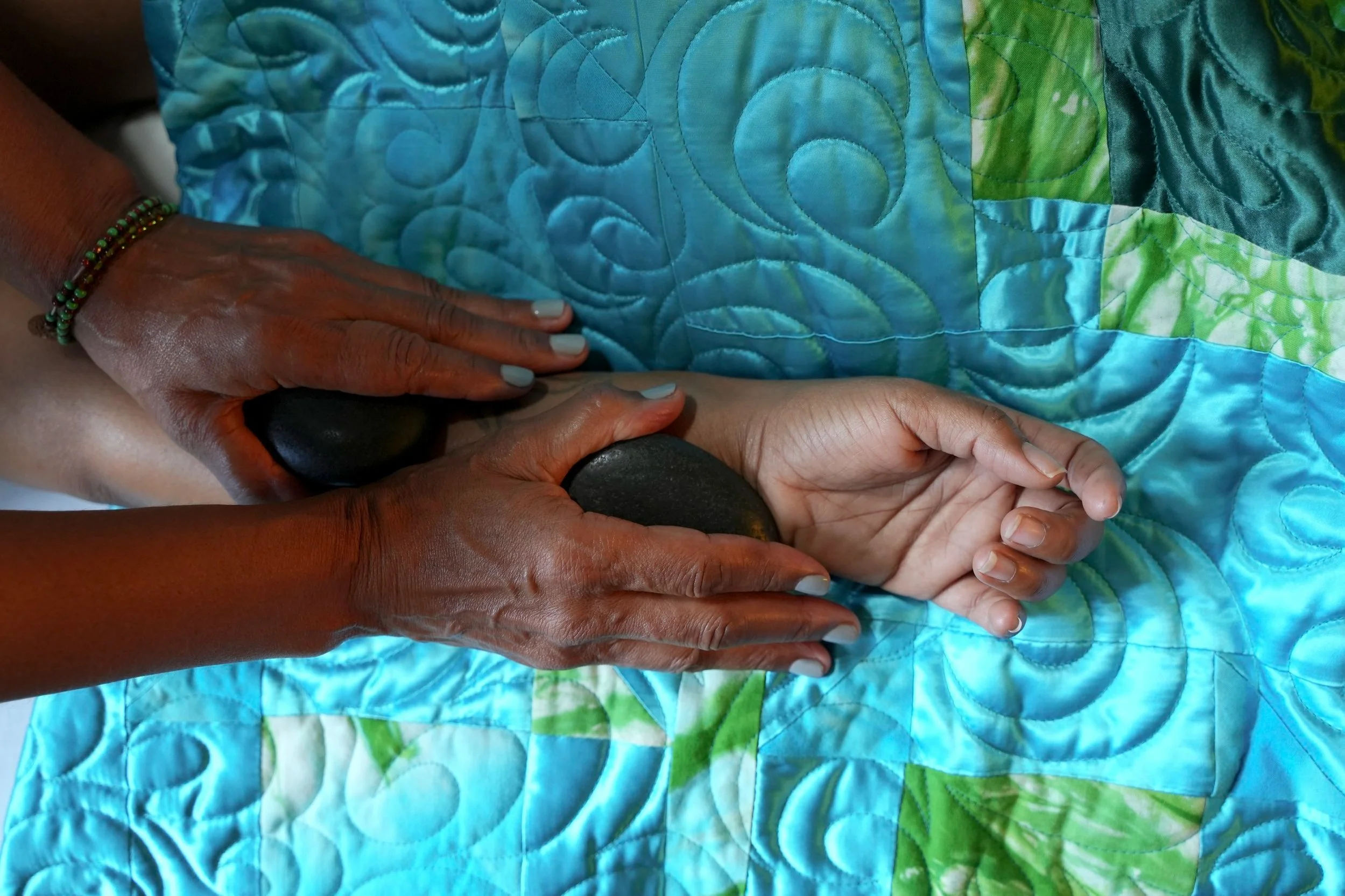 Relax tight muscles and aid circulation, 2022