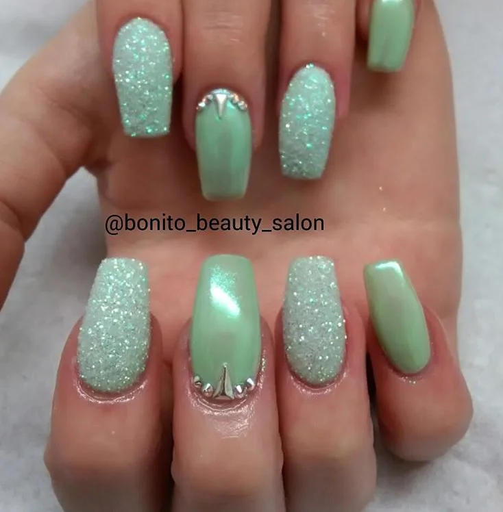 Bright Green Custom Acrylic Nails.