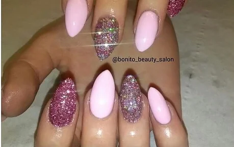 Pink and Purple Spring to Summer Acrylic Nails.