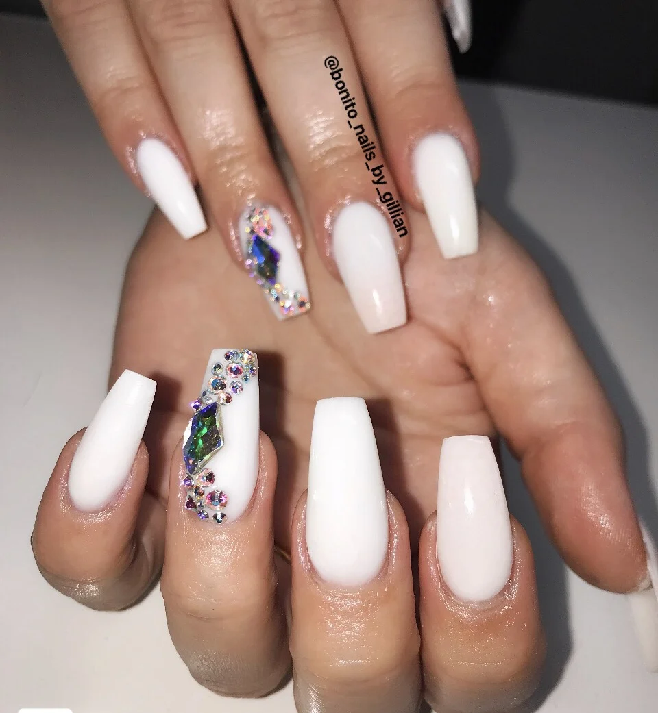 Bright White Spring to Summer Acrylic Nails.