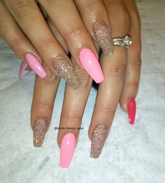 Pink and Gold Spring to Summer Acrylic Nails.