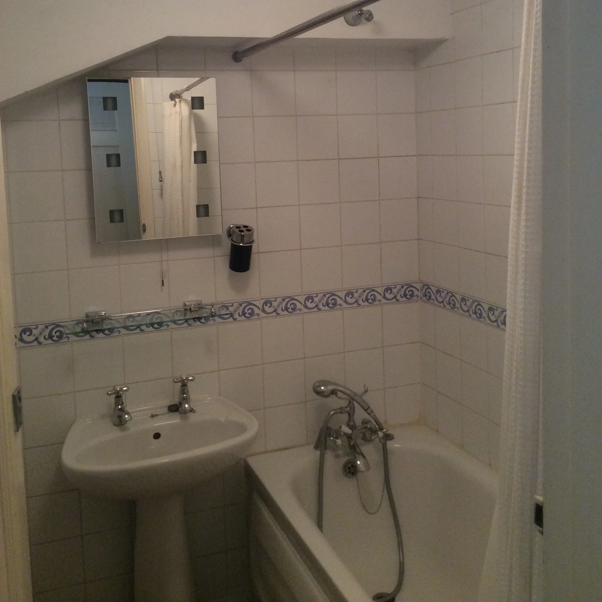 Bathroom Refurbishment Chelsea - Before